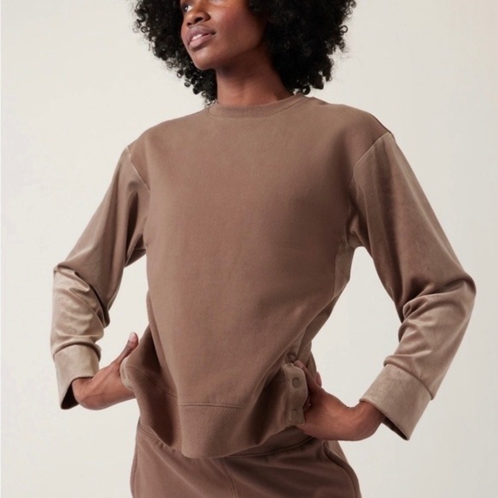 Athleta Retroplush Velvet Sweatshirt Brown XS Snap Side Oversized Pullover